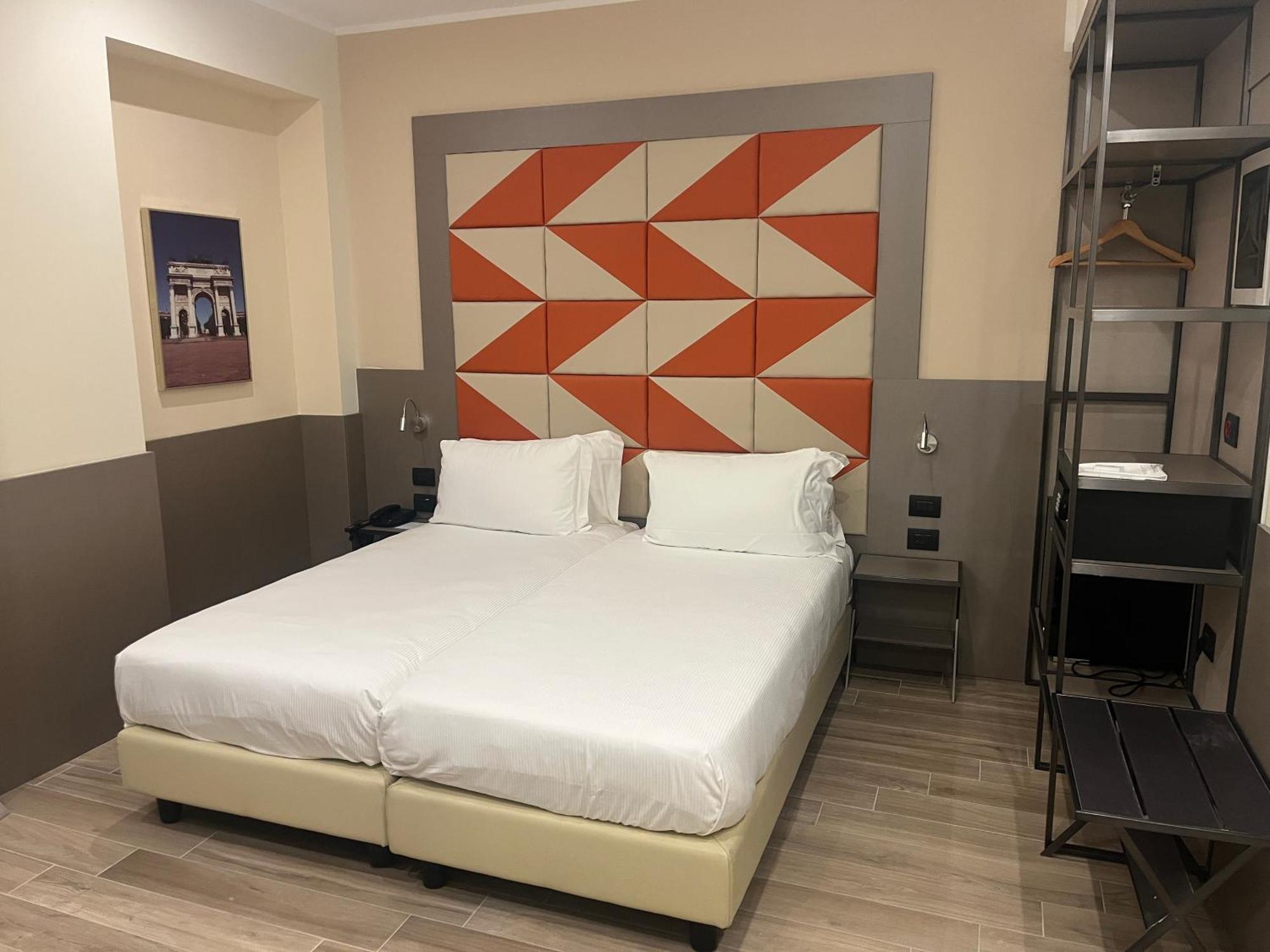 Jr Hotels Bocconi Milano Luaran gambar